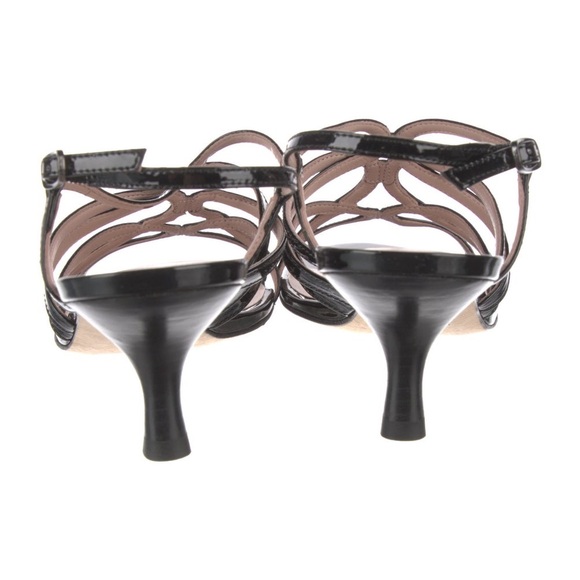 Stuart Weitzman
Patent Leather Slingback Sandals
Women's Size 8.5 - Picture 4 of 5